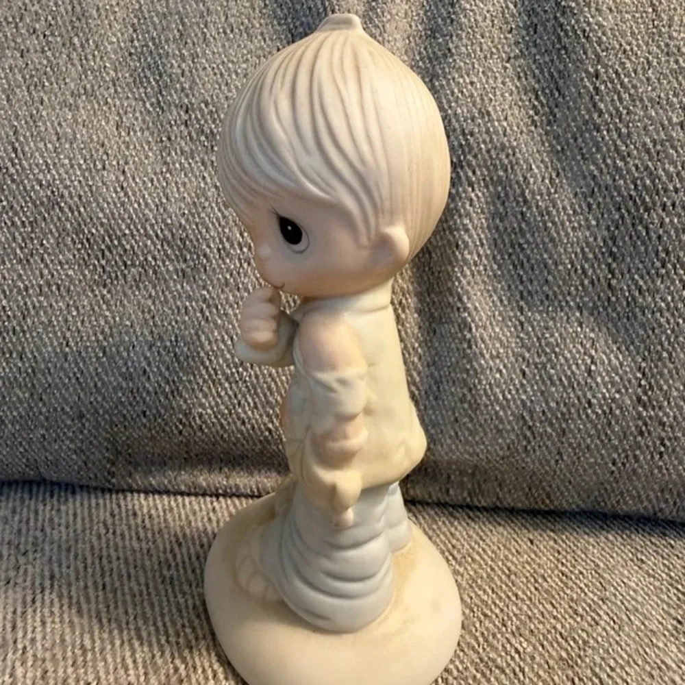 Precious Moments classic precious